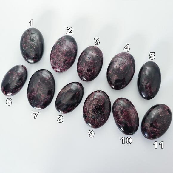 YOU PICK Premium Garnet Palm Stone Healing Crystals - Picture 10 of 10